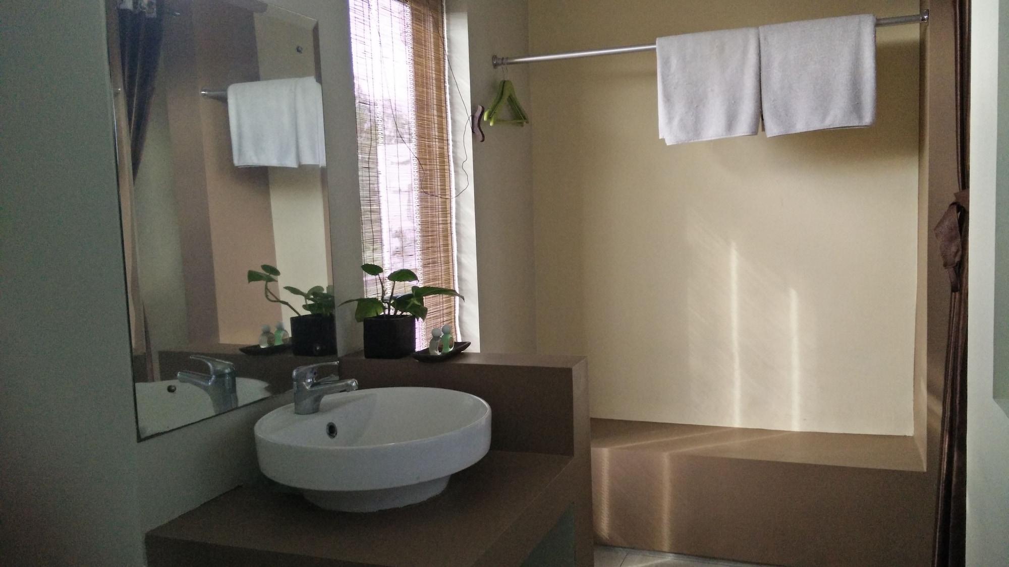 Koi Hotel And Residence Denpasar  Ngoại thất bức ảnh